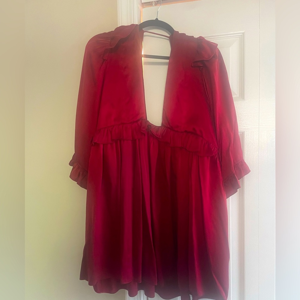 Stone Cold Fox red silk mini
